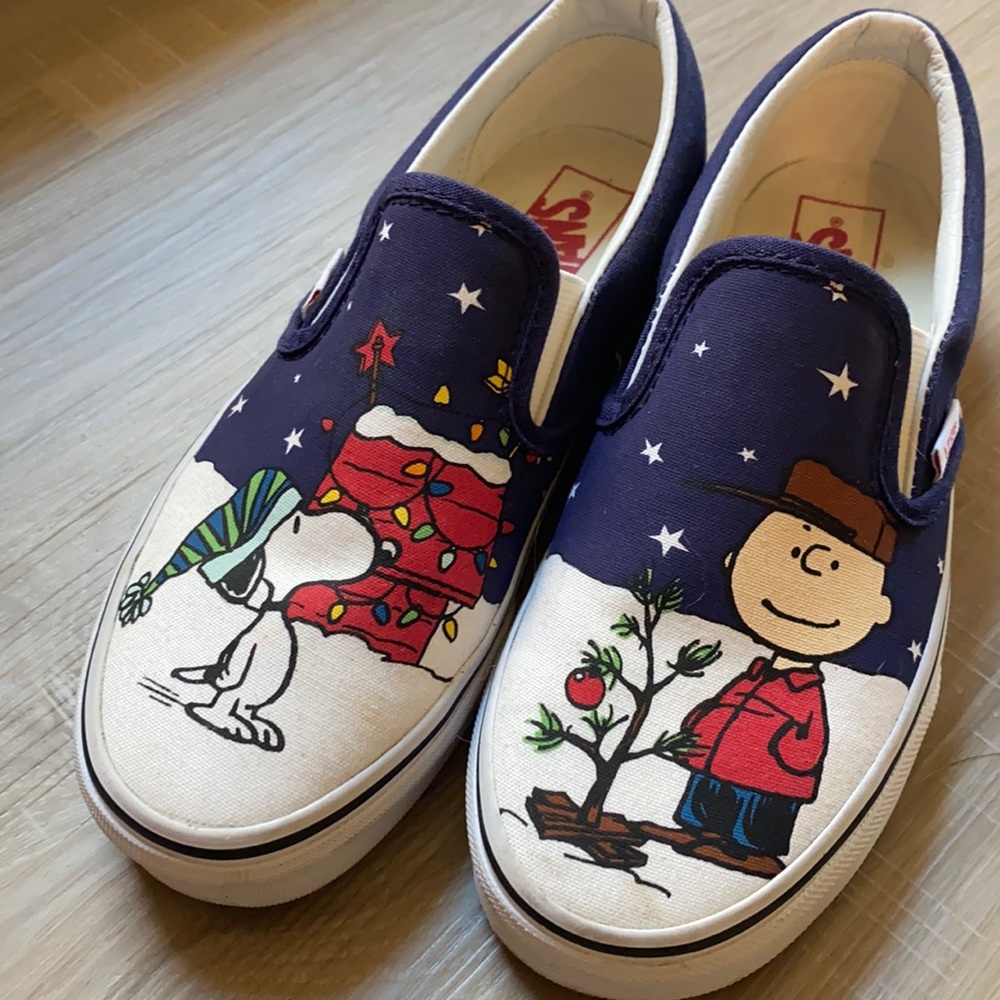 Peanuts Slip on Vans